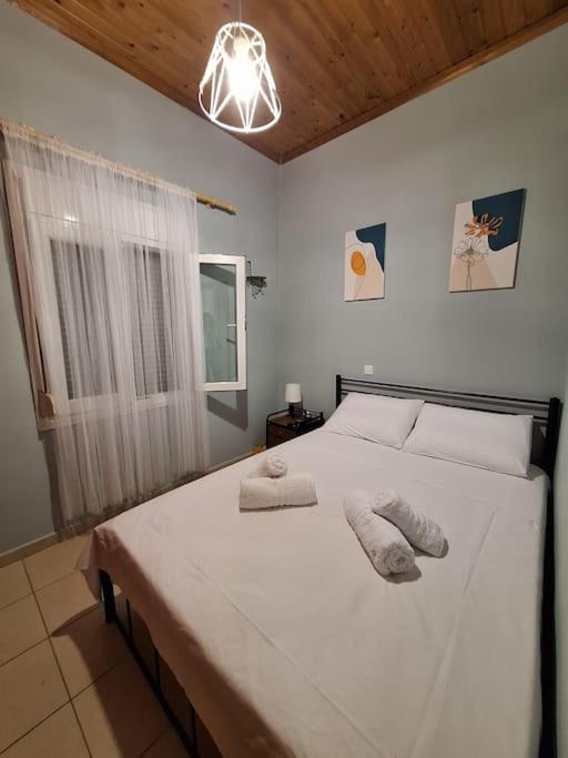 Lovely Guesthouse On The Beach Agia Anna  Exteriör bild